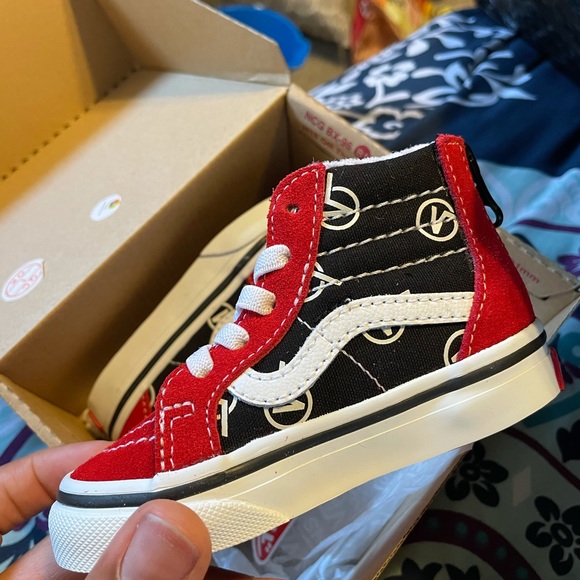 Toddler vans size 5.0/5c - Picture 3 of 7